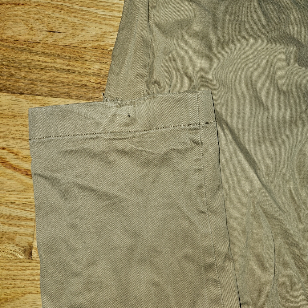 J. Crew Men's Khaki Chinos - Picture 3 of 8